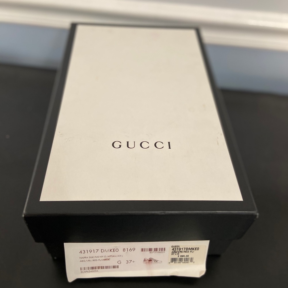 Gucci Casual Sneaker size 37 1/2 lightly worn - Picture 10 of 15